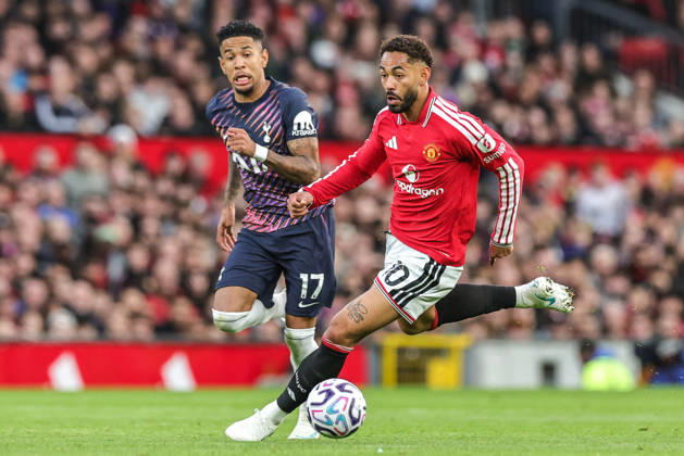 Premier League: Manchester United, ManU v Tottenham Hotspur Matheus Cunha of Manchester United breaks with the ball during the Premier League match Manchester United vs Tottenham Hotspur at Old Trafford, Manchester, United Kingdom on 10 October 2026 (Photo by Mark Cosgrove News Images) Manchester Old Trafford Greater Manchester United Kingdom Copyright: xMarkxCosgrove NewsxImagesx