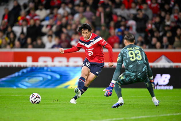 LOSC Lille v Le Havre Athletic Club - Ligue 1 McDonald s 2026 2027 Ayase UEDA of Lille and Gauthier GALLON of Le Havre AC during Ligue 1 McDonald s match between Lille and Le Havre at Stade Pierre-Mauroy on October 10, 2026 in Lille, France. Lille France  Copyright: xKevinxClementx 776573340