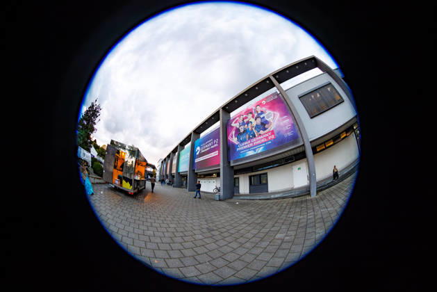 DÜSSELDORF, GERMANY - 10 OCTOBER 2026: Image shows CASTELLO Düsseldorf from the outside with fisheye during CUPRA Germany Premier Padel P2 2026 Day 7: Semifinals at CASTELLO Düsseldorf on 10 10 2026 in Düsseldorf, Germany. Germany Copyright: xFröhlichxPascalx