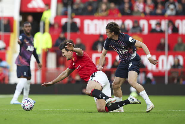 Liverpool v Manchester City, FA Premier League 10.10.26 Liverpool v Manchester City, FA Premier League Bradley Ormesher The Times Harry Maguire of Manchester United, ManU and Conor Gallagher of Tottenham  Copyright: xBradleyxOrmesherx NINTCHDBPICT001114740336