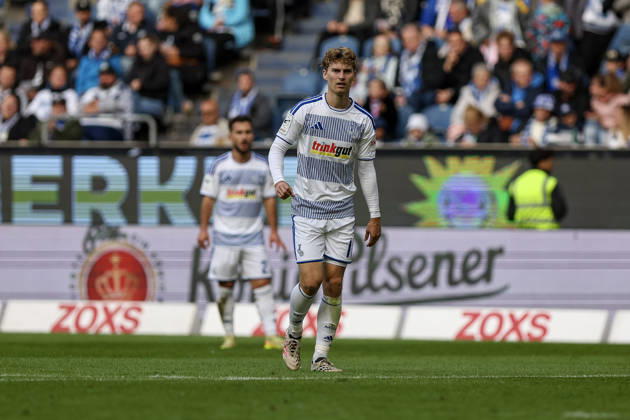 10.10.2026, GER, Fussball, Herren, 3. Liga, Saison 2026 2027, MSV Duisburg - TSG Hoffenheim II Dominik Kother (Duisburg) schaut Duisburg schauinsland-reisen-Arena Nordrhein-Westfalen Deutschland Copyright: xAdrianxSchlüterx