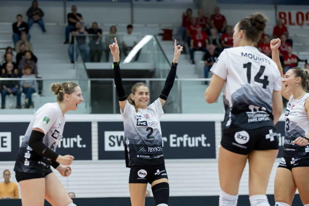 DEKRA 1. Bundesliga Frauen: Schwarz-Weiss Erfurt vs. Rote Raben Vilsbiburg; Erfurt; 10.10.2026 Elizabeth Sandbothe ( 2; Schwarz-Weiss Erfurt) DEKRA 1. Bundesliga Frauen: Schwarz-Weiss Erfurt vs. Rote Raben Vilsbiburg; Riethsporthalle Erfurt; 10.10.2026 Copyright: xBEAUTIFULxSPORTS Duehringx