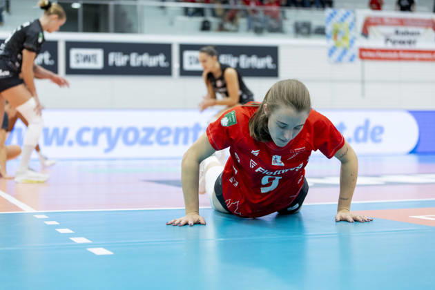 DEKRA 1. Bundesliga Frauen: Schwarz-Weiss Erfurt vs. Rote Raben Vilsbiburg; Erfurt; 10.10.2026 Sarah Stiriz ( 9; Rote Raben Vilsbiburg) DEKRA 1. Bundesliga Frauen: Schwarz-Weiss Erfurt vs. Rote Raben Vilsbiburg; Riethsporthalle Erfurt; 10.10.2026 Copyright: xBEAUTIFULxSPORTS Duehringx