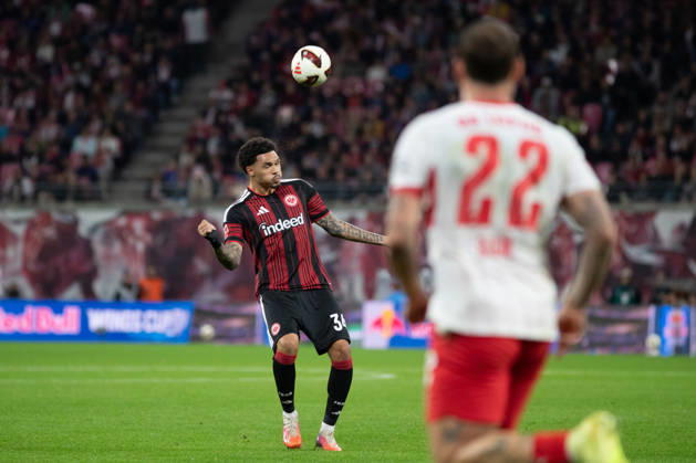 1. Fußball Bundesliga: RB Leipzig - Eintracht Frankfurt; 10.10.2026 Pharrell Nnamdi Collins (34, Eintracht Frankfurt). LEIPZIG, DEUTSCHLAND - OCTOBER 10: Bundesliga-Spiel RB Leipzig - Eintracht Frankfurt in der Red Bull Arena am 5. Spieltag der 1. Bundesliga am October 10, 2026 in Leipzig, Deutschland. DFL REGULATIONS PROHIBIT ANY USE OF PHOTOGRAPHS AS IMAGE SEQUENCES AND OR QUASI-VIDEO. Copyright: xBEAUTIFULxSPORTS JanxKaeferx