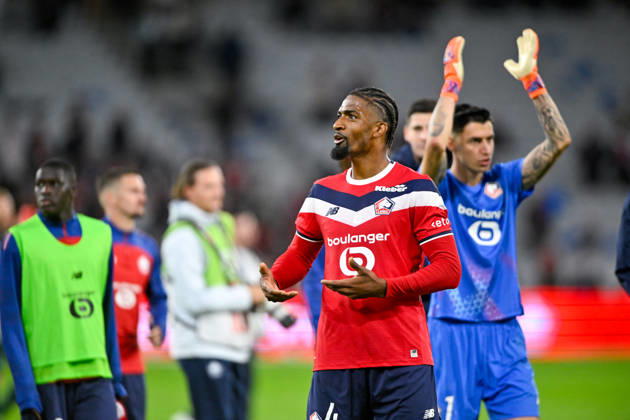 LOSC Lille v Le Havre Athletic Club - Ligue 1 McDonald s 2026 2027 Berke OZER of Lille and ALEXSANDRO of Lille during Ligue 1 McDonald s match between Lille and Le Havre at Stade Pierre-Mauroy on October 10, 2026 in Lille, France. Lille France  Copyright: xKevinxClementx 776573340
