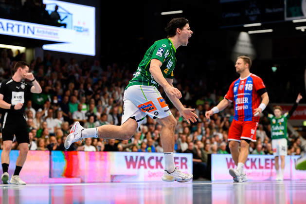 Goeppingen: HBL - 26 27 - Frisch Auf Goeppingen - SG BBM Bietigheim Rutger Ten Velde (Goeppingen) Jubel Freude Emotion Goeppingen EWS Arena Baden-Württemberg Deutschland