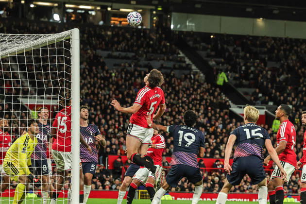 Premier League: Manchester United, ManU v Tottenham Hotspur Harry Maguire of Manchester United heads the ball clear during the Premier League match Manchester United vs Tottenham Hotspur at Old Trafford, Manchester, United Kingdom on 10 October 2026 (Photo by Mark Cosgrove News Images) Manchester Old Trafford Greater Manchester United Kingdom Copyright: xMarkxCosgrove NewsxImagesx