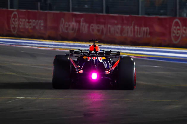 2026 Formula 1 Singapore Grand Prix SINGAPORE - OCTOBERT 10: Red Bull sduring the Qualifying Session at the Formula One Grand Prix of Singapore, at the Marina Bay Street Circuit in Singapore, on October 10, 2026. Daniel Ceng Anadolu Singapore Singapore. Editorial use only. Please get in touch for any other usage.  Copyright: x2026xAnadoluxDanielxCengx