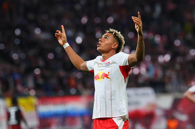 RB Leipzig - Frankfurt Bundesliga Leipzig, 10.10.2026, Red Bull Arena, Fussball, Bundesliga, Spieltag 5 , RB Leipzig vs. SG Eintracht Frankfurt , Tor für Leipzig zum5:0. Im Bild: Torschütze Antonio Nusa (7, RB Leipzig), Torjubel. ,