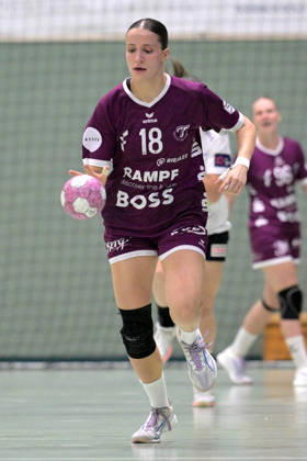Santina Sabatnig (TusSies Metzingen, 18) am Ball TusSies Metzingen vs. SCM Ramnicu Valcea, Handball, EHF, Europa Leauge Qualifikation Rueckspiel, Saison 2026 2027, 10.10.2026 TusSies Metzingen vs. SCM Ramnicu Valcea, Handball, EHF, Europa Leauge Qualifikation Rueckspiel, Saison 2026 2027, 10.10.2026 Metzingen Copyright: xEibner-Pressefotox EP_TBR
