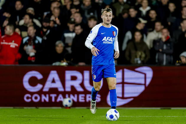 ROTTERDAM - AZ Alkmaar midfielder Peer Koopmeiners during the Vriendenloterij Eredivisie match between Feyenoord and AZ at De Kuip on 10 October 2026 in Rotterdam, Netherlands. (Photo by DeFodi Images) -