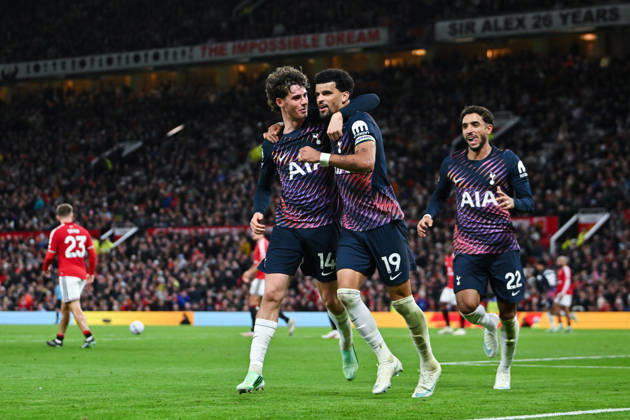 MANCHESTER, ENGLAND, OCT 10: Dominic Solanke (R) of Tottenham Hotspur celebrates with teammate Archie Gray after scoring his sides first goal during the Premier League match between Manchester United, ManU and Tottenham Hotspur at Old Trafford in Manchester, England (Will Palmer Sports Press Photo) Copyright: xWillxPalmer SportsxPressxPhotox Sportspressphoto_SPR251453