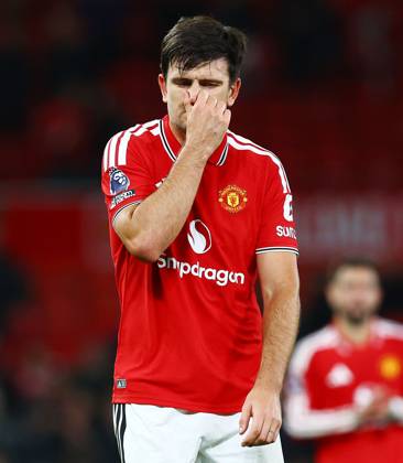 Harry Maguire of Manchester United, ManU looks dejected at the end of the match Manchester United v Tottenham Hotspur, Premier League, Football, Old Trafford, Manchester, UK - 10 Oct 2026Manchester Old Trafford United Kingdom EDITORIAL USE ONLY No use with unauthorised audio, video, data, fixture lists, club league logos or live services. Online in-match use limited to 120 images, no video emulation. No use in betting, games or single club league player publications. Copyright: xMattxWest Shutterstockx 17208388al