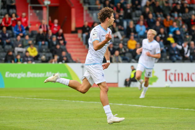 Lovis Bierschenk (SV Waldhof Mannheim, 7), Torschütze zum 1:1, Tor und Torjubel, Gestik, Freude, Emotionen Fussball: 3. Liga, 8. Spieltag, SG Sonnenhof Großaspach vs. SV Waldhof Mannheim am 10.10.2026 in Aspach-Großaspach (WIRmachenDRUCK Arena), Deutschland Aspach-Großaspach WIRmachenDRUCK Arena Deutschland Copyright: xFranzxReindelx