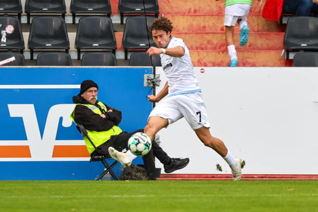 Lovis Bierschenk (SV Waldhof Mannheim, 7) Fussball: 3. Liga, 8. Spieltag, SG Sonnenhof Großaspach vs. SV Waldhof Mannheim am 10.10.2026 in Aspach-Großaspach (WIRmachenDRUCK Arena), Deutschland Aspach-Großaspach WIRmachenDRUCK Arena Deutschland Copyright: xFranzxReindelx