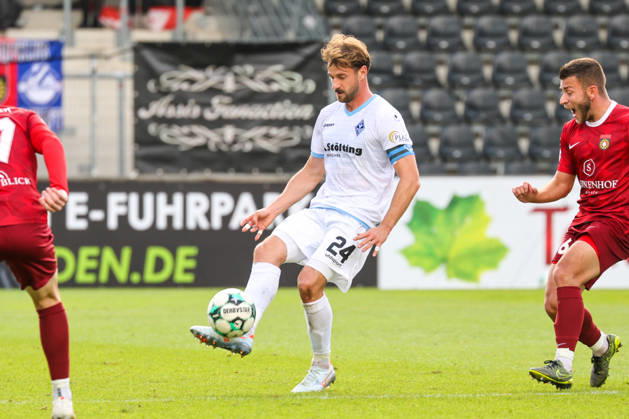 Lukas Klünter (SV Waldhof Mannheim, 24) Fussball: 3. Liga, 8. Spieltag, SG Sonnenhof Großaspach vs. SV Waldhof Mannheim am 10.10.2026 in Aspach-Großaspach (WIRmachenDRUCK Arena), Deutschland Aspach-Großaspach WIRmachenDRUCK Arena Deutschland Copyright: xFranzxReindelx