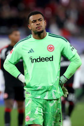 10.10.2026, xtgx, Fussball 1.Bundesliga, RB Leipzig - Eintracht Frankfurt v.l. Noah Atubolu (Eintracht Frankfurt) Enttäuscht, traurig, frustriert, ratlos, (DFL DFB REGULATIONS PROHIBIT ANY USE OF PHOTOGRAPHS as IMAGE SEQUENCES and or QUASI-VIDEO) Leipzig