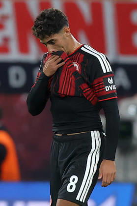10.10.2026, xtgx, Fussball 1.Bundesliga, RB Leipzig - Eintracht Frankfurt v.l. Fares Chaibi (Eintracht Frankfurt) Enttäuscht, traurig, frustriert, ratlos, (DFL DFB REGULATIONS PROHIBIT ANY USE OF PHOTOGRAPHS as IMAGE SEQUENCES and or QUASI-VIDEO) Leipzig