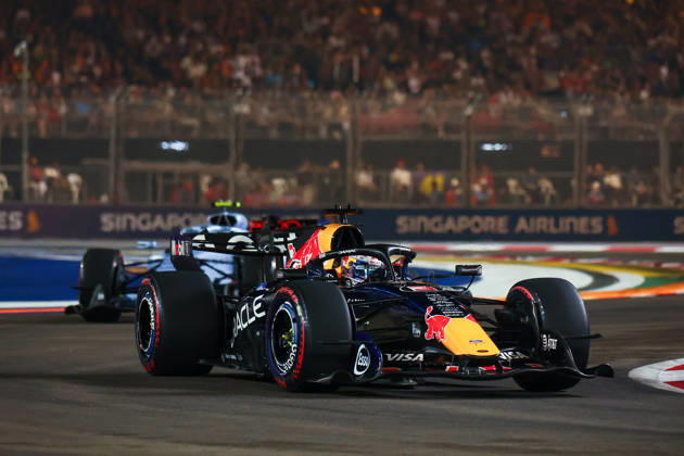 Formula 1 Singapore Grand Prix SINGAPORE - OCTOBER 10: Red Bull s driver Max Verstappen during the Qualifying Session at the Formula One Grand Prix of Singapore, at the Marina Bay Street Circuit in Singapore, on October 10, 2026. Daniel Ceng Anadolu Singapore Singapore. Editorial use only. Please get in touch for any other usage.  Copyright: x2026xAnadoluxDanielxCengx