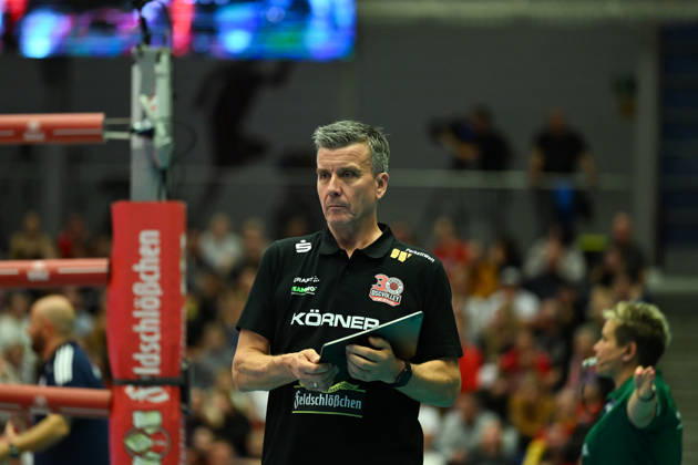 Alexander Waibl (Cheftrainer Dresdner SC) Dresdner SC vs. Allianz MTV Stuttgart, 1. Volleyball Bundesliga Damen, Spielzeit 2026 2027, 10.10.2026 Dresdner SC vs. Allianz MTV Stuttgart, 1. Volleyball Bundesliga Damen, Spielzeit 2026 2027, 10.10.2026 Dresden Copyright: xEibner-Pressefoto xHoepnerx EP_PHR