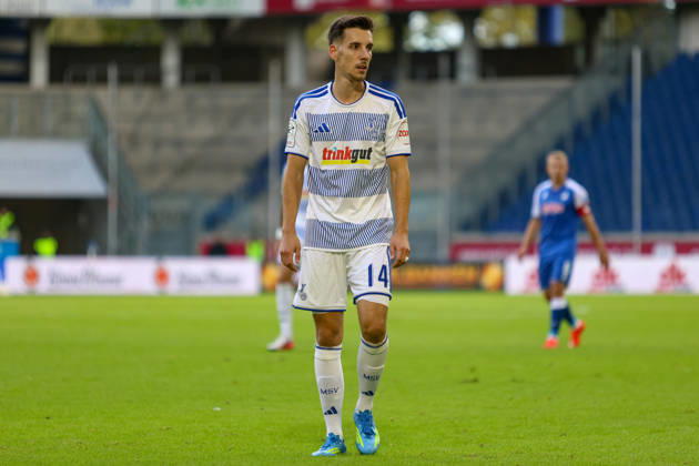 10.10.2026, GER, Fussball, Herren, 3. Liga, Saison 2026 2027, MSV Duisburg - TSG Hoffenheim II Conor Noß (MSV) schaut Copyright: xSvenxHanischx