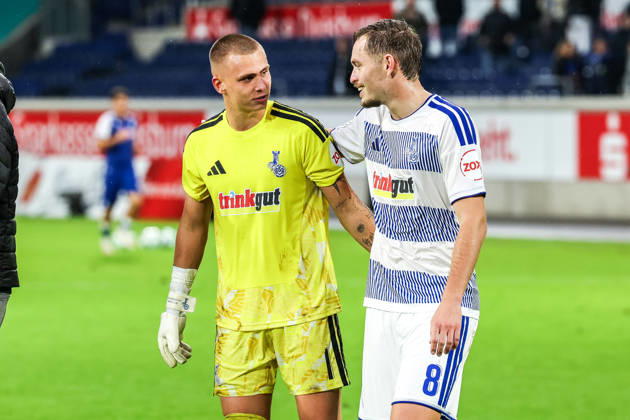 Fussball, 3.Liga Saison 2026 2027 8.Spieltag MSV Duisburg - TSG 1899 Hoffenheim II 10.10.2026, schauinsland-reisen-arena Max Braune (MSV Duisburg, 1) Aljaz Casar (MSV Duisburg, 8) Duisburg schauinsland-reisen-arena Nordrhein-Westfalen Deutschland