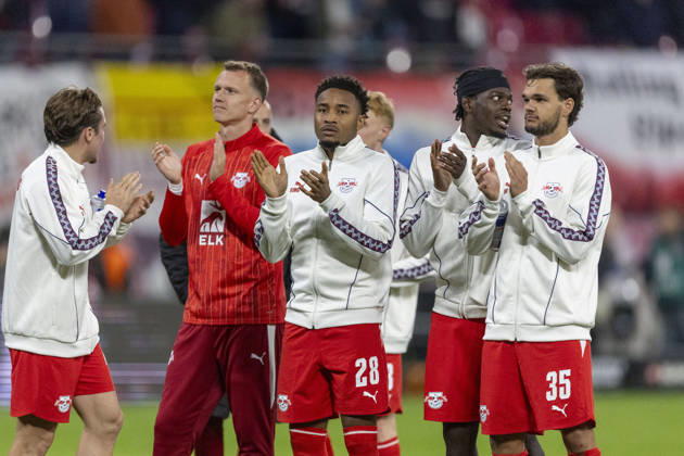 GER, Leipzig, Fussball, Bundesliga, 5. Spieltag, RB Leipzig vs. Eintracht Frankfurt im Bild v.l.: Christopher Nkunku (RB Leipzig 28), Max Finkgraefe (RB Leipzig 35), nach dem Spiel 10.10.2026, Red-Bull Arena Leipzig DFL DFB REGULATIONS PROHIBIT ANY USE OF PHOTOGRAPHS AS IMAGE SEQUENCES AND OR QUASI-VIDEO, Leipzig Red-Bull Arena Sachsen Germany Copyright: xPaulxFritzx