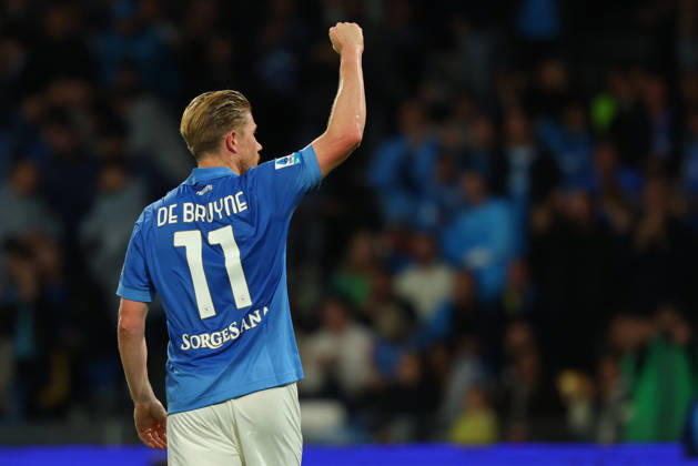 Napoli™s Kevin De Bruyne celebrates after scoring goal 1-0 during the Serie A soccer match between Napoli and Frosinone at the Diego Armando Maradona Stadium in Naples, southern italy - Sunday , October 10, 2026. - Soccer .  Copyright: xAlessandroxGarofalo LaPressex