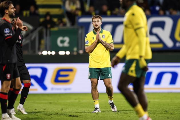 SITTARD - Anthony Descotte of Fortuna Sittard (m) reacts after a missed chance during the Dutch Eredivisie match between Fortuna Sittard and FC Twente at the Fortuna Sittard stadium on October 10, 2026 in Sittard, the Netherlands. IRIS VAN DEN BROEK ANP Eredivisie 2026 27 xVIxANPxSportx xxANPxIVx 572058867 originalFilename: 572058867.jpg