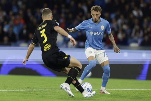 Serie a football match SSC Napoli vs Frosinone Napoli s Dutch midfielder Noa Lang challenges for the ball with Frosinone s Italian defender Gabriele Calvani during the Serie A football match between SSC Napoli vs Frosinone at the Diego Armando Maradona Stadium in Naples, southern Italy, on October 10, 2026. _BPH7008 Copyright: xAntonioxBalascox