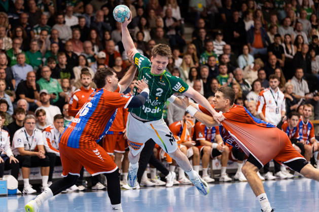 Oskar NEUDECK (FRISCH AUF! Goeppingen, 02) erzielt ein Tor, Aktion, Torwurf GER, FRISCH AUF! Goeppingen vs. SG BBM Bietigheim, Handball, Bundesliga, OPEL HBL, 8. Spieltag, Spielzeit 2026 2027, 10.10.2026, GER, FRISCH AUF! Goeppingen vs. SG BBM Bietigheim, Handball, Bundesliga, OPEL HBL, 8. Spieltag, Spielzeit 2026 2027, 10.10.2026, Goeppingen Copyright: xEibnerxPressefoto OliverxSchmidtx EP_OST