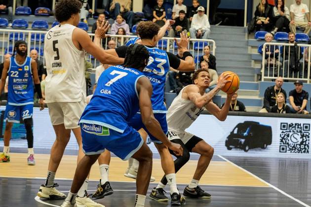 Basketball in Essen ** NUR FÜR REDAKTIONELLE ZWECKE ** EDITORIAL USE ONLY **<p>Isaiah Jevon Sanders (ETB Miners). Das Spiel der 2. Bundesliga ProA am 10.10. 2026, ETB Miners gegen die PS Karlsruhe LIONS, endete in der Sporthalle Am Hallo, Ernestinenstraße 57 mit X:X. Michael Gohl FUNKE Foto Services< p> Deutschland Nordrhein-Westfalen Essen Copyright: MichaelxGohl