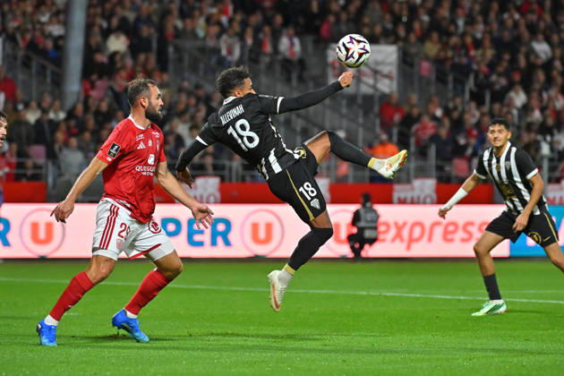 Stade Brestois 29 v Angers SCO - Ligue 1 McDonald s 2026 2027 Lucas TOUSART of Stade Brestois 29 and Jim Allevinah of Angers during Ligue 1 McDonald s match between Brest and Angers at Stade Francis-Le Ble on October 10, 2026 in Brest, France. Brest France  Copyright: xIconxSportx 776573329