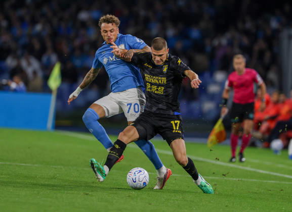 October 10, 2026, Napoli, Campania, ITALIA: Noa Lang of SSC Napoli Giorgio Kvernadze of FC Frosinone during the 2026 27 Serie A match between SSC Napoli and FC Frosinone, played on October 10, 2026, at the Stadio Diego Armando Maradona in Naples Serie A Football Match Ã¢â‚¬ 2026 27 Season: Napoli Vs. Frosinone  - ZUMAs236 20261010_aap_s236_039 Copyright: xFabioxSassox