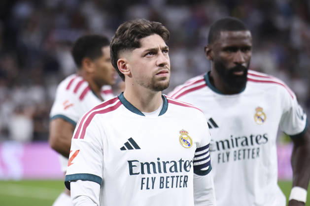 Real Madrid v Villarreal - La Liga EA Sports 2026 27 October 10, 2026, Estadio Santiago Bernabeu, Madrid, Spain: Federico Valverde of Real Madrid sees the fans during La Liga EA Sports match between Real Madrid and Villarreal at Estadio Santiago Bernabeu on October 10, 2026 in Madrid, Spain. Madrid Estadio Santiago Bernabeu Madrid Spain Copyright: xAlejandroxMatiasxAcostax