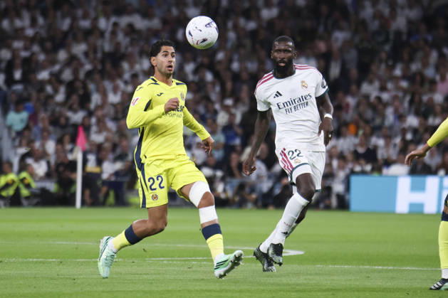 Real Madrid v Villarreal - La Liga EA Sports 2026 27 October 10, 2026, Estadio Santiago Bernabeu, Madrid, Spain: Ayoze Perez of Villarreal is defended by Antonio Rudiger of Real Madrid during La Liga EA Sports match between Real Madrid and Villarreal at Estadio Santiago Bernabeu on October 10, 2026 in Madrid, Spain. Madrid Estadio Santiago Bernabeu Madrid Spain Copyright: xAlejandroxMatiasxAcostax
