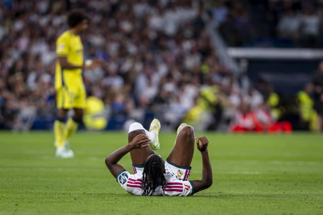 Real Madrid CF v Villarreal CF - LaLiga EA Sports 2026 27 Yan Diomande of Real Madrid CF is seen on the ground during the LaLiga EA Sports football match between Real Madrid CF and Villarreal CF at Estadio Bernabeu on October 10, 2026 in Madrid, Spain. Madrid Estadio Bernabeu Madrid Spain Copyright: xAlbertoxGardinx AGardin_20261010_Rea_Mad_Vil_0029