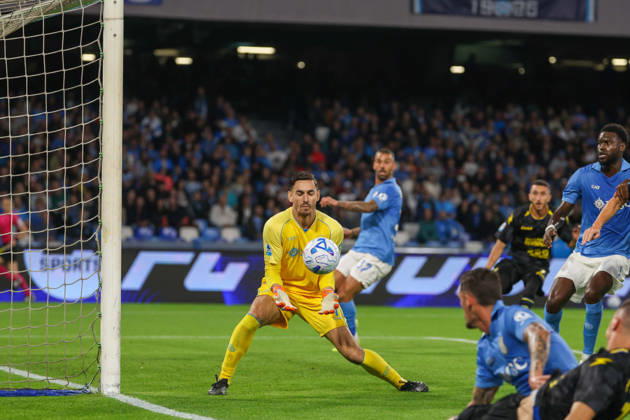October 10, 2026, Napoli, Campania, ITALIA: Alex Meret of SSC Napoli during the 2026 27 Serie A match between SSC Napoli and FC Frosinone, played on October 10, 2026, at the Stadio Diego Armando Maradona in Naples Napoli ITALIA - ZUMAs236 20261010_aap_s236_059 Copyright: xFabioxSassox