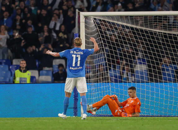 October 10, 2026, Napoli, Campania, ITALIA: Goal the Kevi De Bruyne of SSC Napoli during the 2026 27 Serie A match between SSC Napoli and FC Frosinone, played on October 10, 2026, at the Stadio Diego Armando Maradona in Naples Serie A Football Match †2026 27 Season: Napoli Vs. Frosinone - ZUMAs236 20261010_aap_s236_057 Copyright: xFabioxSassox