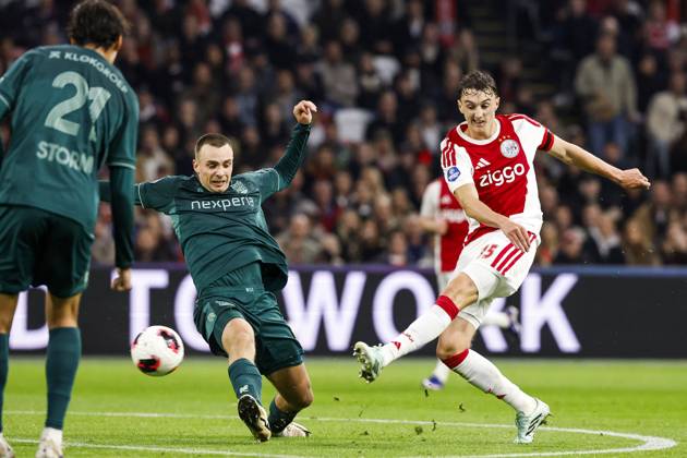 AMSTERDAM - (lr) Darko Nejašmić of NEC Nijmegen, Youri Baas of Ajax during the Dutch Eredivisie match between AFC Ajax and NEC Nijmegen at the Johan Cruijff ArenA on October 10, 2026 in Amsterdam, the Netherlands. MAURICE VAN STEEN ANP Eredivisie 2026 27 xVIxANPxSportx xxANPxIVx 572061755 originalFilename: 572061755