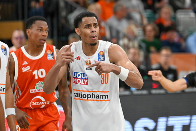 Jaylen Sims (ratiopharm Ulm, 30) gestikuliert RASTA Vechta vs. ratiopharm Ulm, easyCredit Basketball Bundesliga, 5. Spieltag, Saison 2026 2027, 10.10.2026, RASTA Vechta vs. ratiopharm Ulm, easyCredit Basketball Bundesliga, 5. Spieltag, Saison 2026 2027, 10.10.2026 Vechta Copyright: xEibner-Pressefoto RobertxGertzenx EP_RGN
