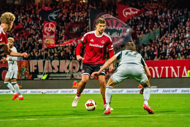 Fynn Otto (1. FC Nuernberg, 20), GER, 1. FC Nuernberg vs. VfL Wolfsburg, Fussball, 2. Bundesliga, 7. Spieltag, Saison 2026 2027, 10.10.2026, DFL REGULATIONS PROHIBIT ANY USE OF PHOTOGRAPHS AS IMAGE SEQUENCES AND OR QUASI-VIDEO, GER, 1. FC Nuernberg vs. VfL Wolfsburg, Fussball, 2. Bundesliga, 7. Spieltag, Saison 2026 2027, 10.10.2026 Nuernberg Copyright: xEibner-Pressefoto MaxxVogelx EP_MVL