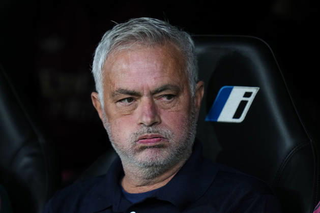 ESP: Real Madrid - Villarreal CF. La Liga EA Sports. Matchday 8. Jose Mourinho, head coach of Real Madrid CF during the La Liga EA Sports match between Real Madrid and Villarreal CF played at Santiago Bernabeu Stadium on 10 Oct 2026 in Madrid, Spain. kpng Copyright: xCesarxCebollax xPRESSINPHOTOx PS_2627_RMA_VIL_005