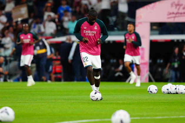 Real Madrid v Villarreal - LaLiga EA Sports 2026 27 MD8 MADRID, SPAIN - OCTOBER 10: Antonio Rudiger of Real Madrid warms up before the LaLiga EA Sports match between Real Madrid CF and Villarreal CF at Santiago Bernabeu on October 10, 2026 in Madrid, Spain. Madrid Santiago Bernabeu Madrid Spain Copyright: x x2026xGokhanxTanerx xPSxImagesxGokhanxTanerx xPSxImagesx