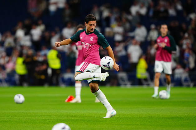 Real Madrid v Villarreal - LaLiga EA Sports 2026 27 MD8 MADRID, SPAIN - OCTOBER 10: Arda Guler of Real Madrid warms up before the LaLiga EA Sports match between Real Madrid CF and Villarreal CF at Santiago Bernabeu on October 10, 2026 in Madrid, Spain. Madrid Santiago Bernabeu Madrid Spain Copyright: x x2026xGokhanxTanerx xPSxImagesxGokhanxTanerx xPSxImagesx