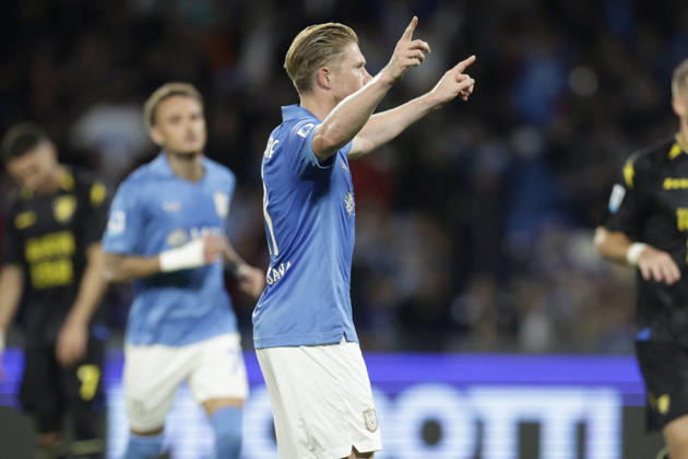 SOCCER - Serie A - SSC Napoli vs. Frosinone Calcio Photo by IPA ABACAPRESS.COM89517627 - Napoli s Belgian midfielder Kevin De Bruyne celebrates after scoring the goal that made the score 1-0 during the Serie A soccer match between SSC Napoli and Frosinone at the Diego Armando Maradona Stadium in Naples, southern Italy, on October 10, 2026. Naples Italy Copyright: xIPAxSport ABACAx