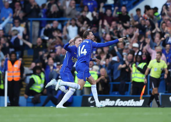 10th October 2026; Stamford Bridge, London, England; Premier League Football, Chelsea versus Bournemouth; Jordan Henderson of Chelsea celebrates scoring his sides 5th goal from a direct free kick in the 70th minute to make it 5-1 with Cole Palmer of Chelsea JohnxPatrickxFletcher
