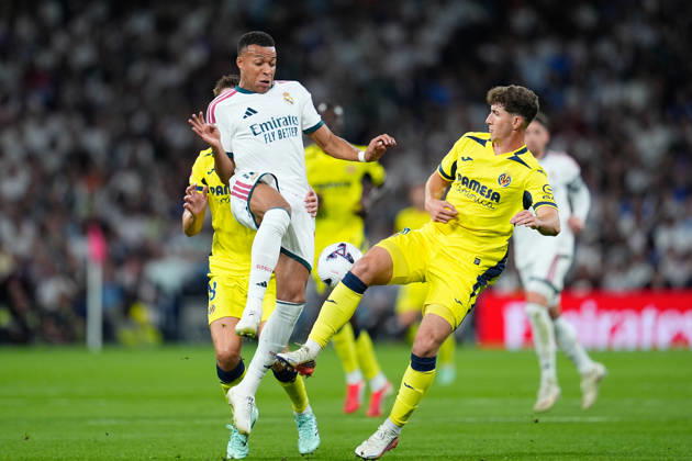 October 10, 2026, Madrid, Madrid, Spain: Kylian Mbappe of Real Madrid CF and Pau Navarro of Villarreal CF compete for the ball during the Spanish League, LaLiga EA Sports, football match between Real Madrid and Villarreal CF at Bernabeu stadium on October 10, 2026, in Madrid, Spain. Real Madrid V Villarreal CF - LaLiga EA Sports - ZUMAa181 20261010_zaa_a181_198 Copyright: xDennisxAgyemanx