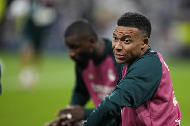 October 10, 2026, Madrid, Madrid, Spain: Kylian Mbappe of Real Madrid CF warms up during the Spanish League, LaLiga EA Sports, football match between Real Madrid and Villarreal CF at Bernabeu stadium on October 10, 2026, in Madrid, Spain. Real Madrid V Villarreal CF - LaLiga EA Sports - ZUMAa181 20261010_zaa_a181_203 Copyright: xOscarxJ.xBarrosox