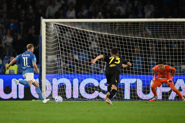 RECORD DATE NOT STATED 10th October 2026; Stadio Diego Armando Maradona, Naples, Italy; Italian Serie A Football, Napoli versus Frosinone; Kevin De Bruyne of Napoli scores the penalty for 1-0 DomenicoxCippitelli
